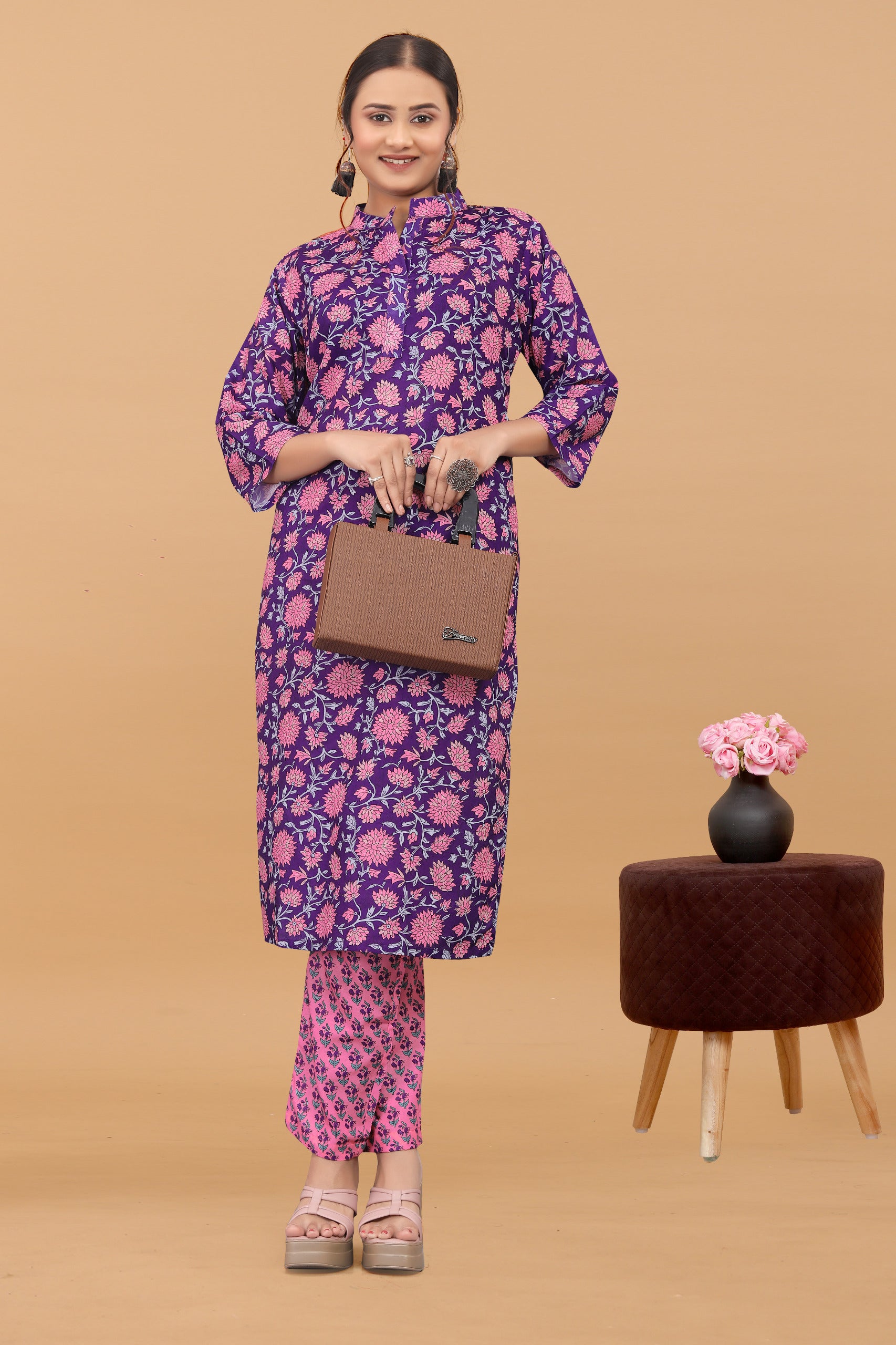 Women's Printed Cotton Kurta With Pants
