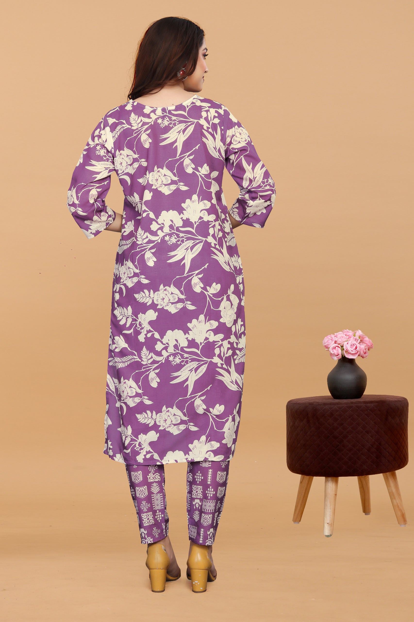 Women's Floral Printed Cotton Kurta With Pant